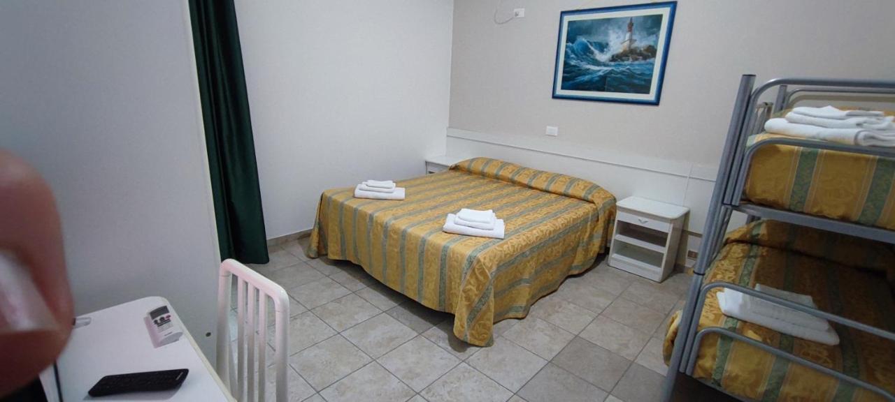 Hotel Zeus Lido Di Classe Room Only 外观 照片