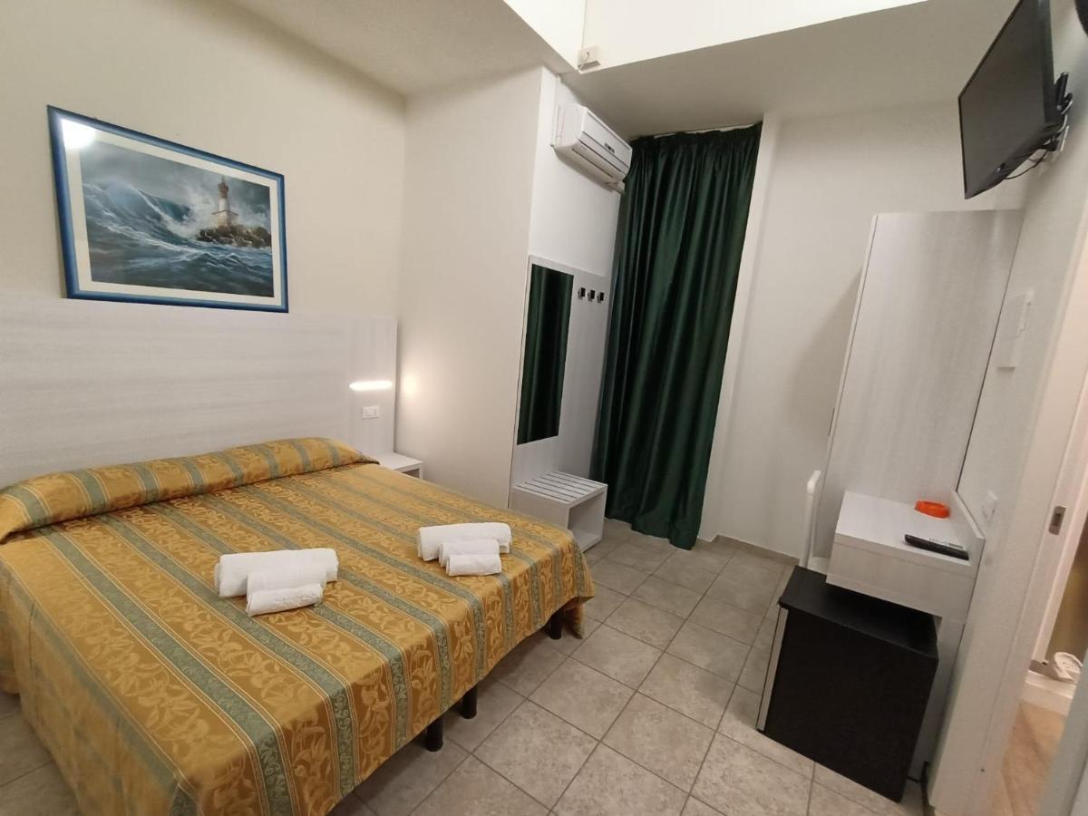 Hotel Zeus Lido Di Classe Room Only 外观 照片