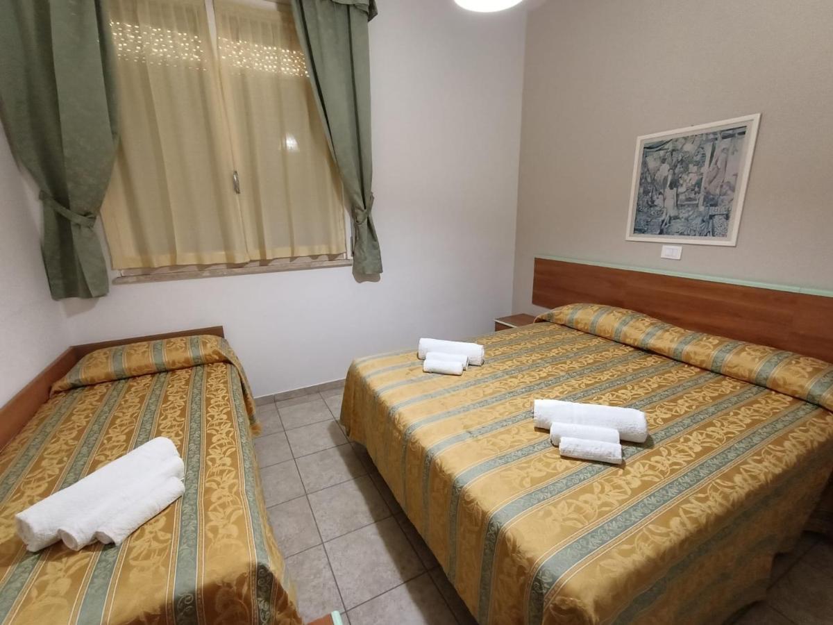 Hotel Zeus Lido Di Classe Room Only 外观 照片