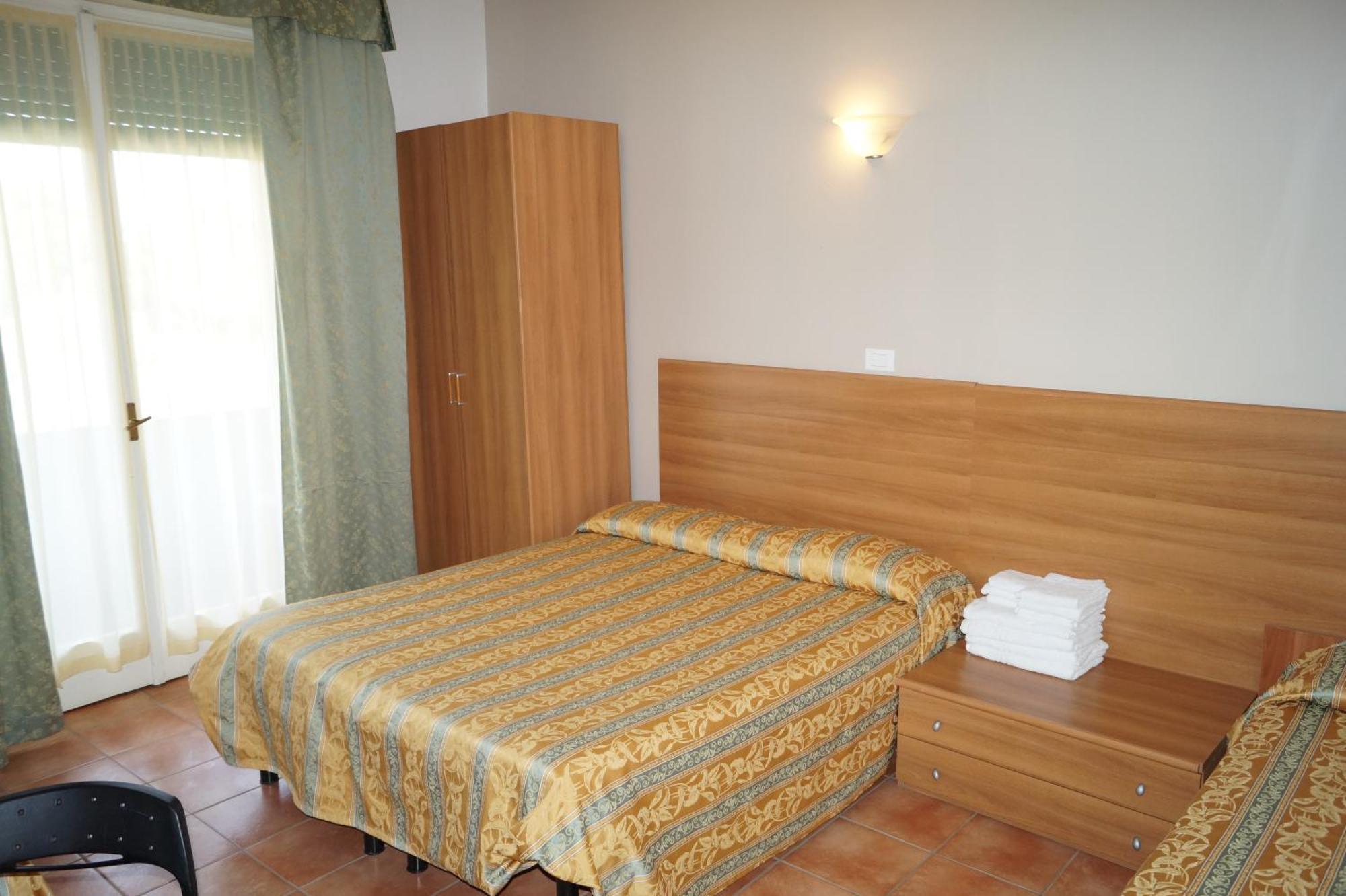 Hotel Zeus Lido Di Classe Room Only 外观 照片