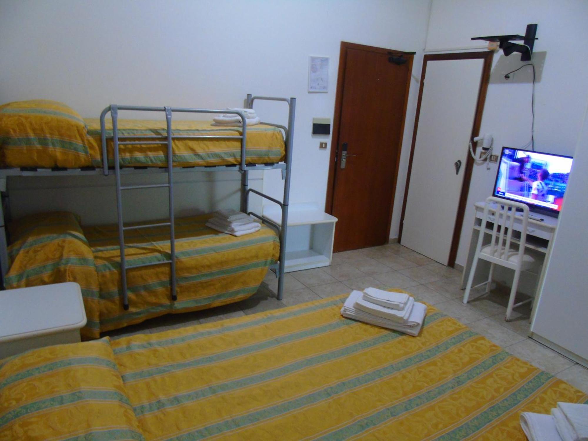 Hotel Zeus Lido Di Classe Room Only 外观 照片