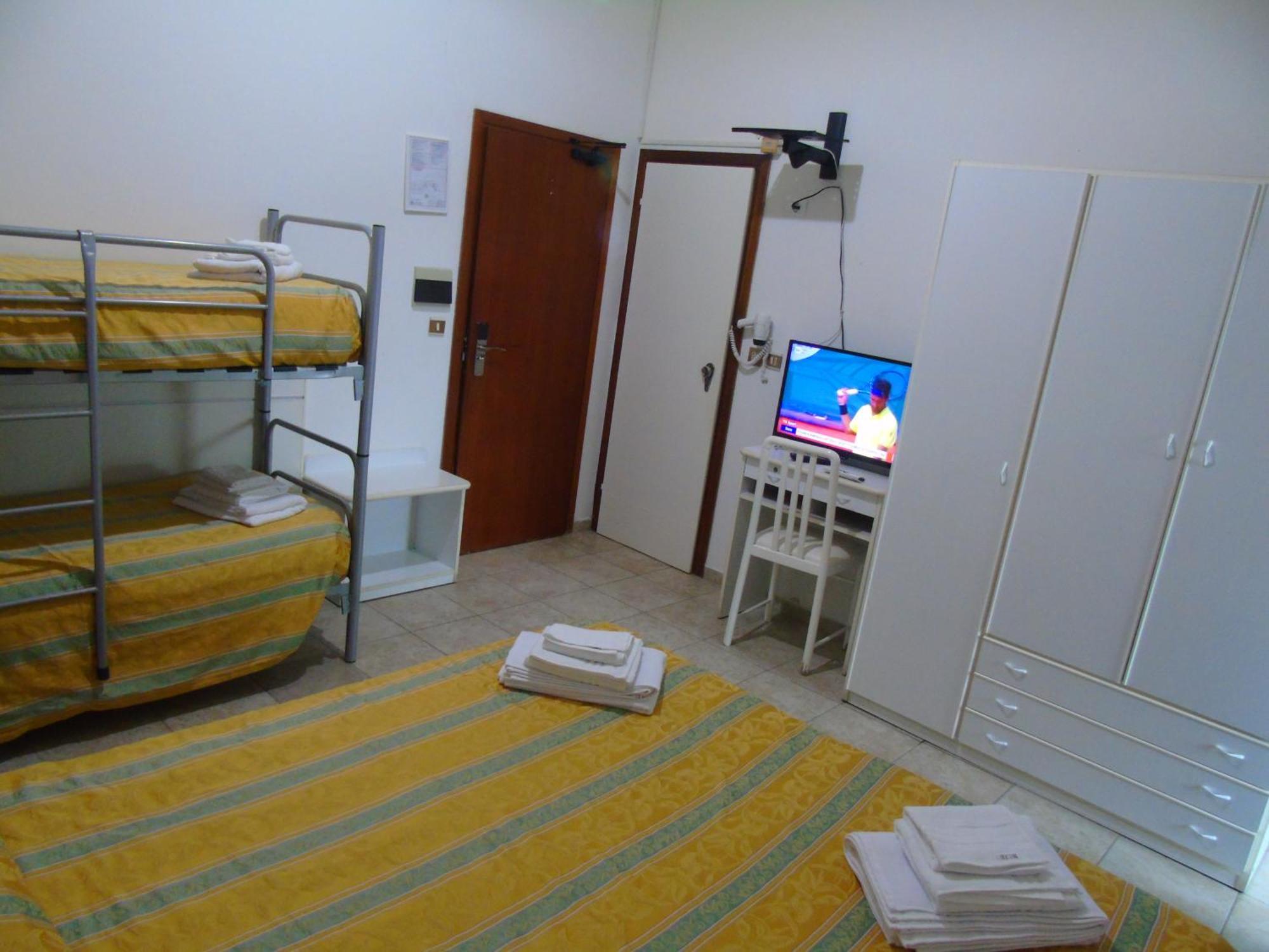 Hotel Zeus Lido Di Classe Room Only 外观 照片